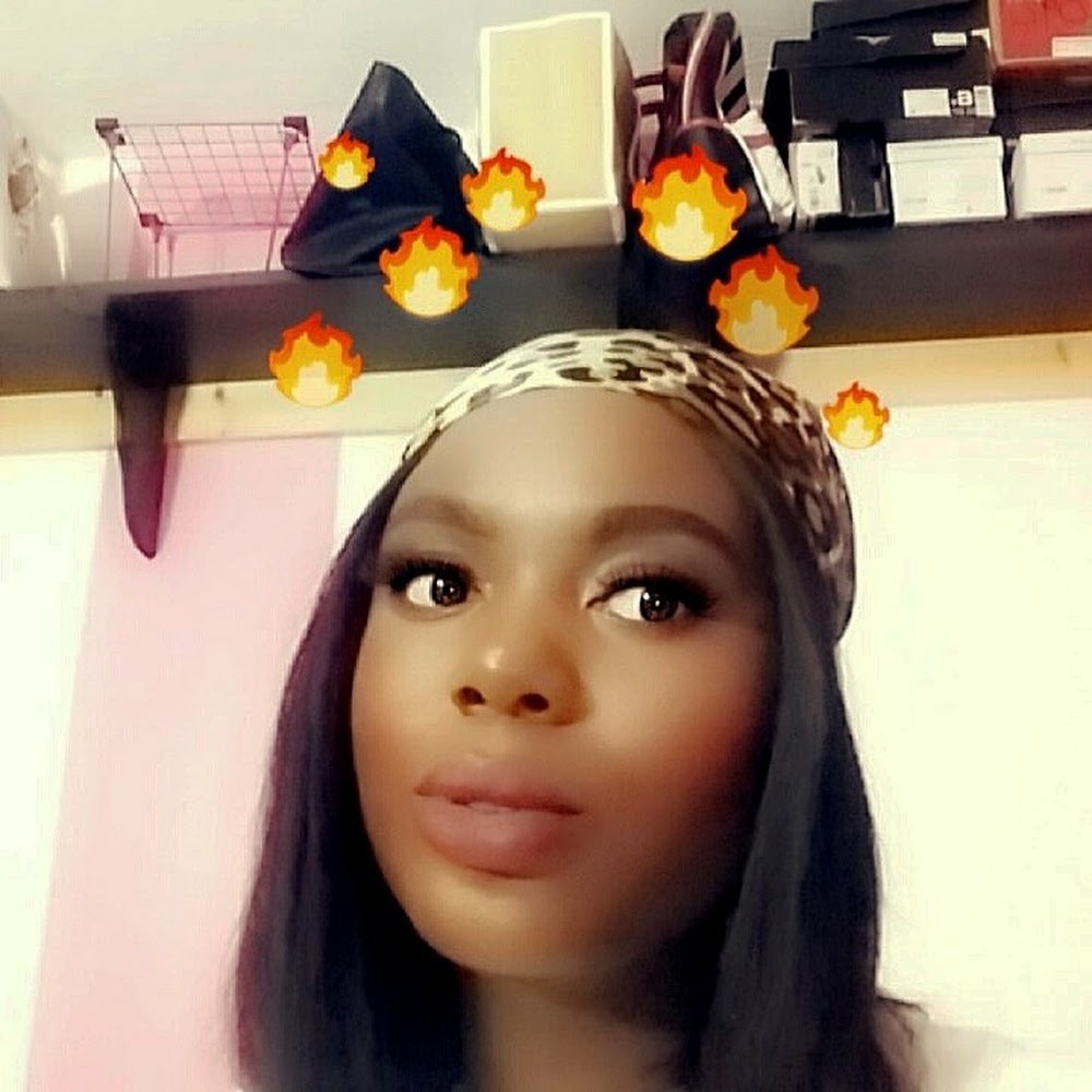 Meet your Posher, Kayla